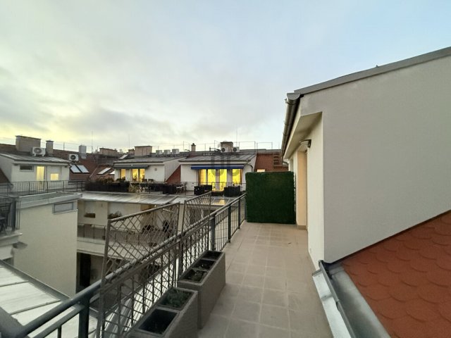 Kiadó téglalakás, albérlet, Budapesten, VI. kerületben