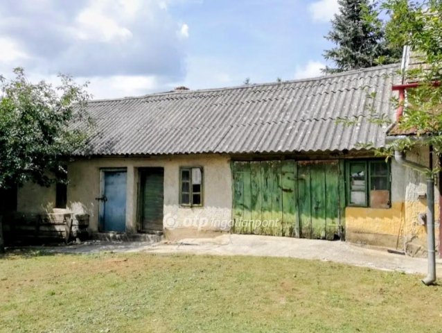 Eladó családi ház, Nemesszentandráson 18.9 M Ft, 2 szobás