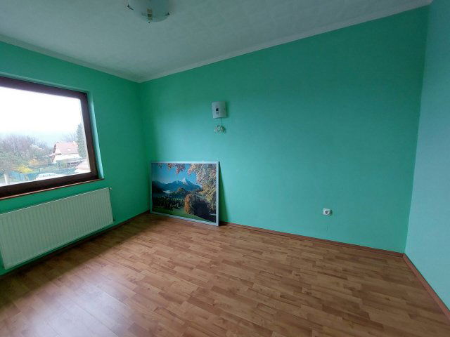 Kiadó családi ház, albérlet, Esztergomban 250 E Ft / hó
