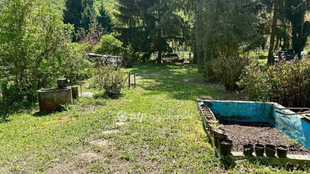 Eladó nyaraló, Verőcén 35 M Ft, 1+1 szobás