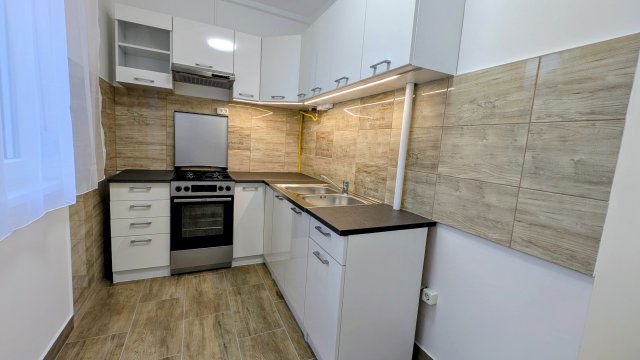 Kiadó panellakás, albérlet, Kecskeméten, Pákozdi Csata utcában