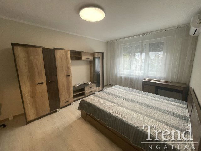 Kiadó panellakás, albérlet, Dunaújvárosban 110 E Ft / hó