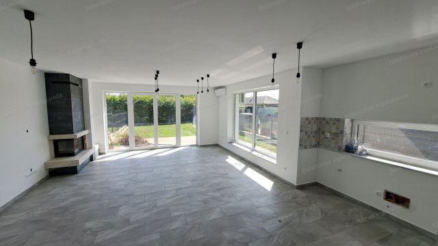Eladó családi ház, Siófokon 149 M Ft, 4 szobás