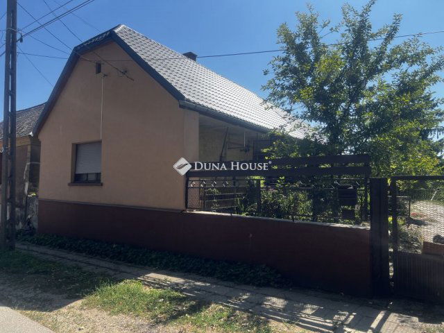 Eladó családi ház, Fehérvárcsurgón 52.5 M Ft, 3 szobás