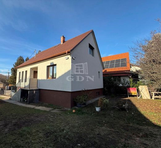 Eladó családi ház, Székesfehérvárott 130 M Ft, 4 szobás