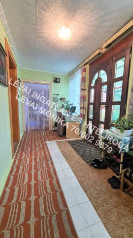 Eladó családi ház, Orosházán 23 M Ft, 3 szobás