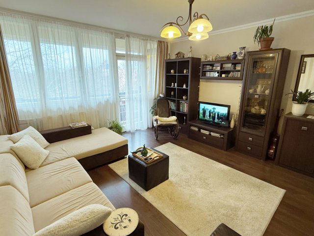 Kiadó téglalakás, albérlet, Debrecenben 270 E Ft / hó, 3 szobás