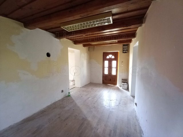 Eladó családi ház, Győrött 48 M Ft, 4 szobás