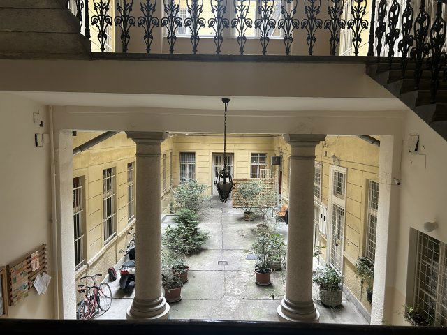 Eladó téglalakás, Budapesten, VI. kerületben 72 M Ft, 2 szobás