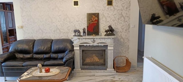 Eladó sorház, Budapesten, XVII. kerületben 178 M Ft, 11 szobás