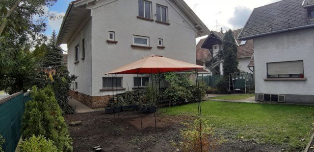 Eladó családi ház, Pilisvörösváron 120 M Ft, 6 szobás