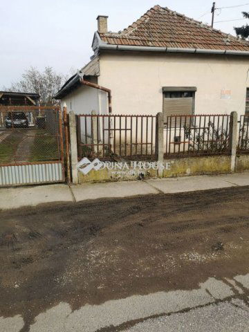 Eladó családi ház, Nagyhalászban, Árpád utcában 5.19 M Ft