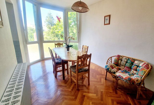 Kiadó téglalakás, albérlet, Szegeden 200 E Ft / hó, 3+1 szobás