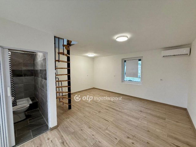 Eladó nyaraló, Mályin 31.9 M Ft, 2 szobás / költözzbe.hu