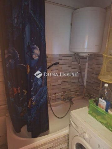 Eladó téglalakás, Kecskeméten 29.9 M Ft, 1 szobás
