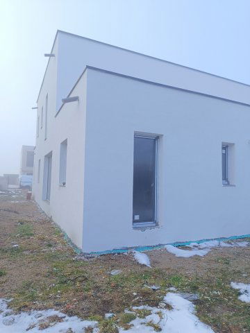 Eladó ikerház, Nyíregyházán 99.5 M Ft, 3 szobás