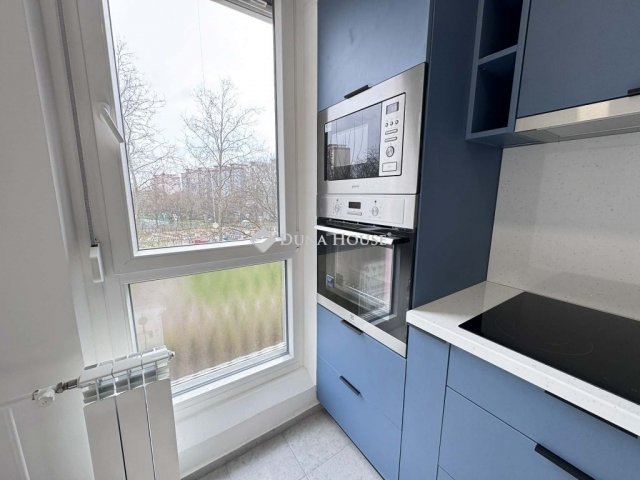 Eladó panellakás, Pécsett 49.6 M Ft, 1+1 szobás