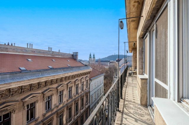 Kiadó téglalakás, albérlet, Budapesten, V. kerületben, 3 szobás