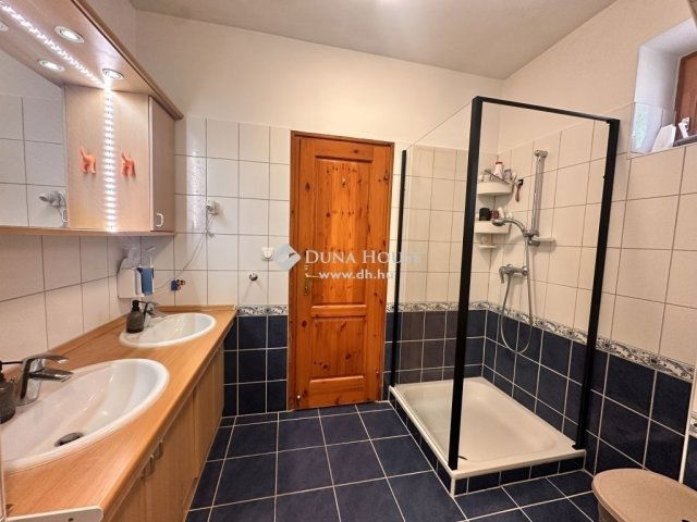 Eladó családi ház, Zalaegerszegen 119.9 M Ft, 4 szobás