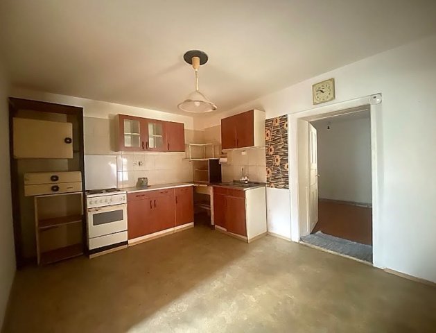 Eladó családi ház, Kazáron 22.5 M Ft, 3 szobás