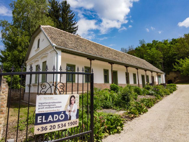 Eladó családi ház, Kalaznón 59 M Ft, 2 szobás