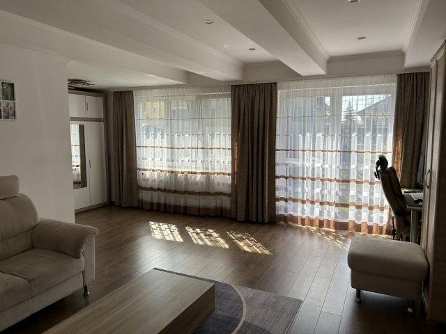 Kiadó családi ház, albérlet, Debrecenben 525 E Ft / hó