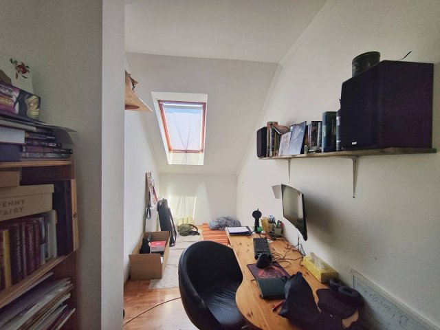 Eladó téglalakás, Szegeden 75.9 M Ft, 5 szobás