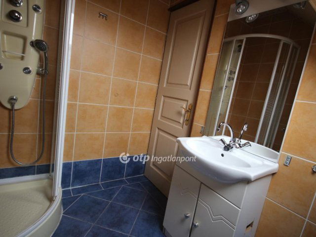 Eladó családi ház, Budapesten, XIV. kerületben 229 M Ft