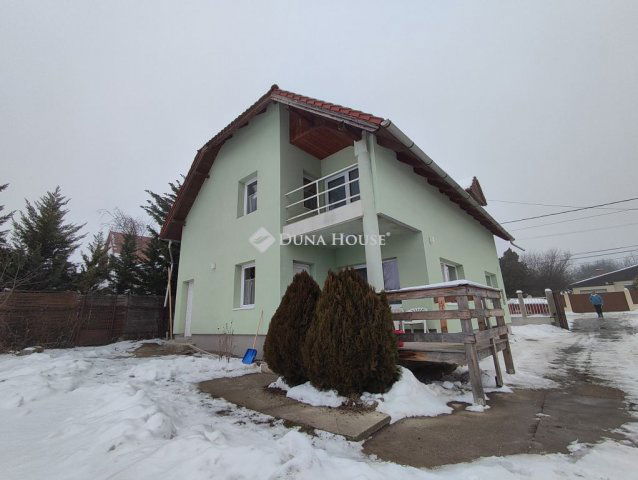 Eladó családi ház, Érden 134.4 M Ft, 7 szobás