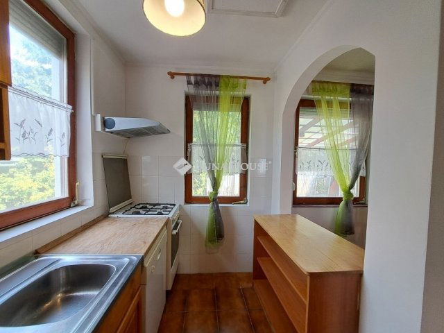 Eladó családi ház, Baján 69 M Ft, 5 szobás