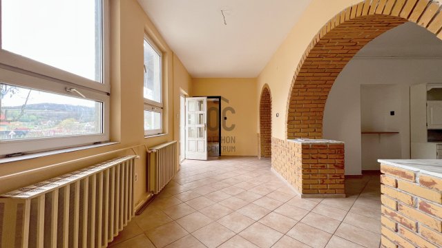 Eladó családi ház, Szekszárdon 34.9 M Ft, 5 szobás