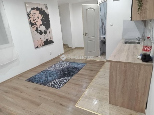 Eladó téglalakás, Budapesten, IX. kerületben 43.9 M Ft