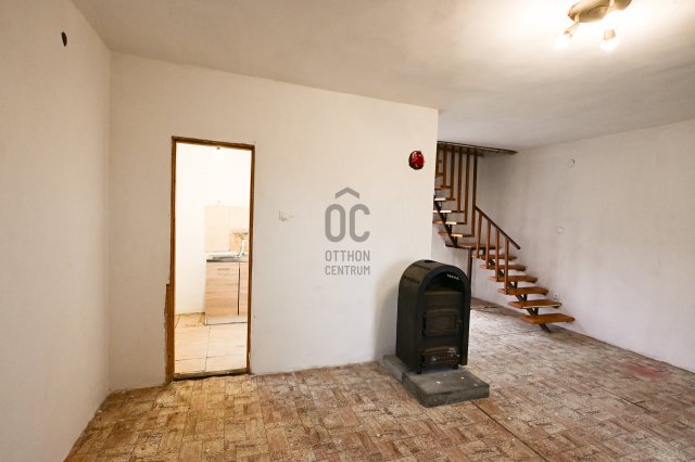 Eladó családi ház, Pákozdon 41.9 M Ft, 4 szobás