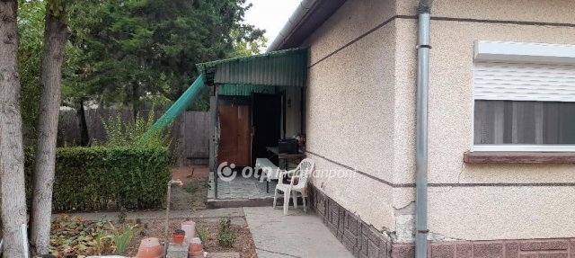 Eladó családi ház, Tompán 21.5 M Ft, 2+1 szobás