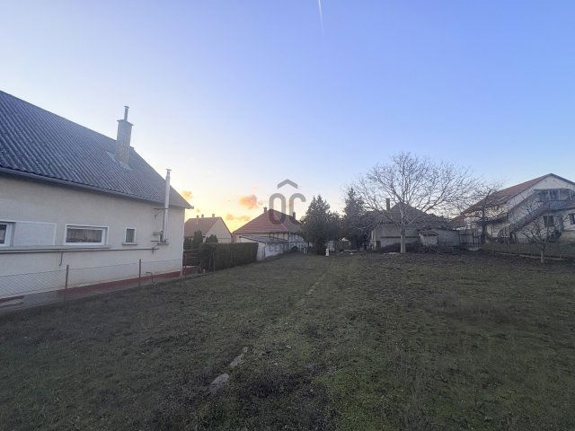 Eladó telek, Ceglédbercelen 9.99 M Ft / költözzbe.hu