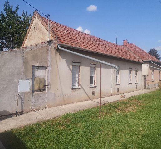 Eladó családi ház, Csanádapácán, Deák Ferenc utcában