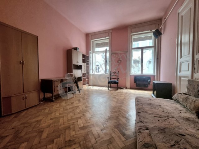 Eladó téglalakás, Budapesten, VII. kerületben, Szinva utcában