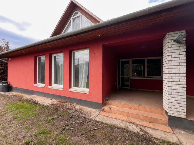 Eladó családi ház, Tiszavasváriban 24.9 M Ft, 5 szobás