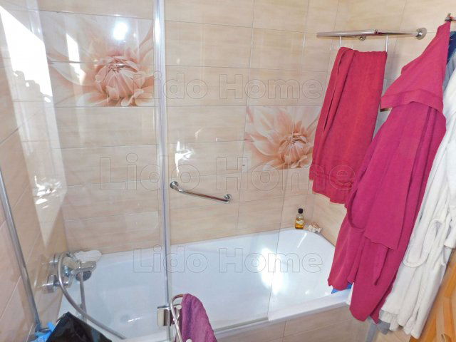 Eladó családi ház, Cserszegtomajon 94.9 M Ft, 4 szobás