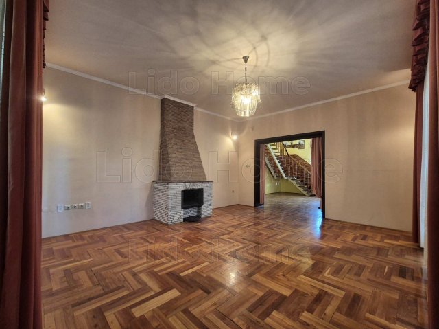 Eladó családi ház, Győrött 139.9 M Ft, 5 szobás