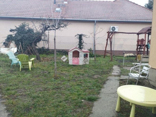 Eladó családi ház, Székesfehérvárott 78 M Ft, 3 szobás