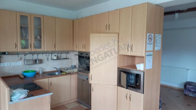 Kiadó családi ház, albérlet, Galgahévízen 260 E Ft / hó