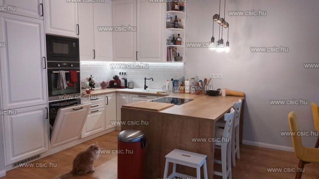 Eladó téglalakás, Budapesten, I. kerületben 174.6 M Ft, 3 szobás