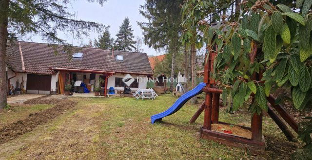 Eladó ikerház, Orfűn, Végföldi utcában 34.99 M Ft, 3 szobás