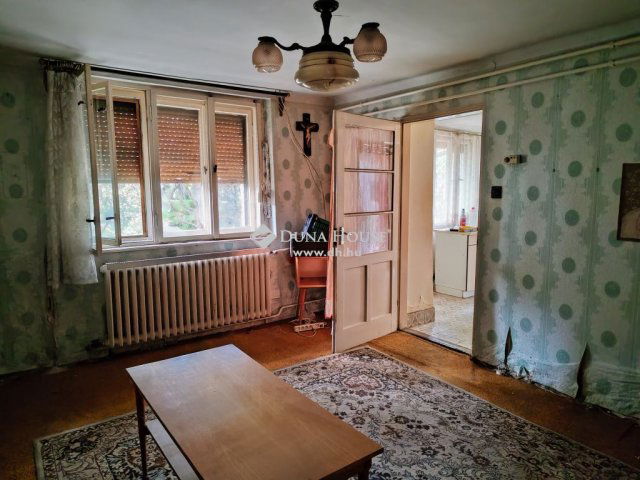 Eladó családi ház, Kecskeméten 14.5 M Ft, 2 szobás