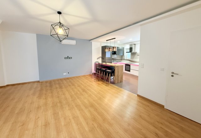 Kiadó téglalakás, albérlet, Budapesten, VI. kerületben