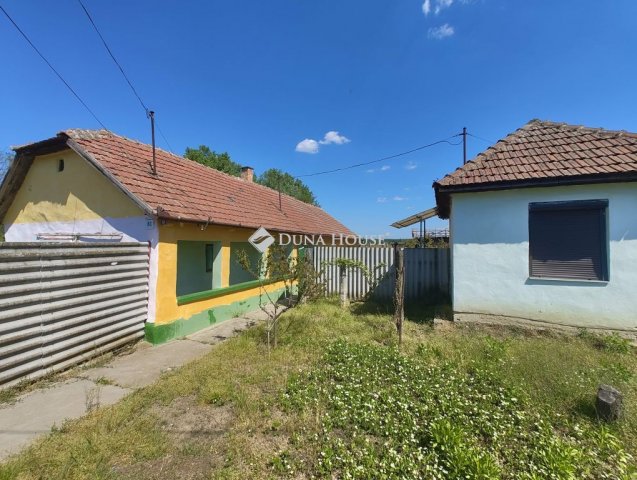 Eladó családi ház, Nagyhalászban 8 M Ft, 2 szobás