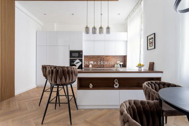 Eladó téglalakás, Budapesten, V. kerületben 249 M Ft, 3 szobás