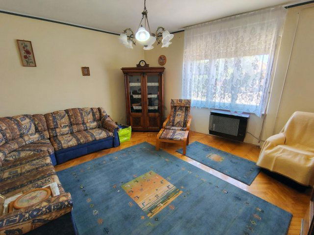 Eladó családi ház, Cegléden 69.9 M Ft, 3 szobás