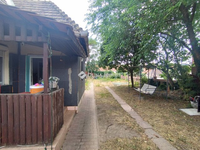 Eladó családi ház, Tatabányán, Templom utcában 54.99 M Ft